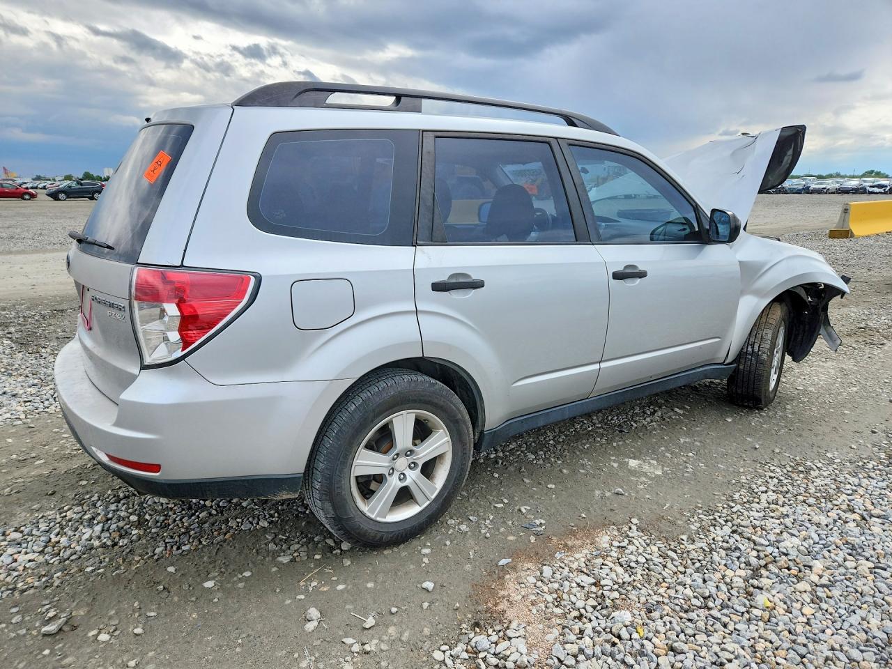 2011 SUBARU FORESTER