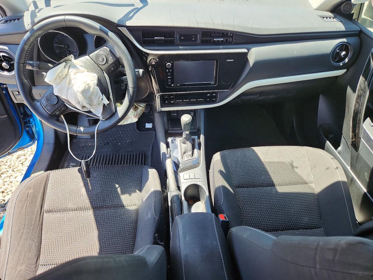 2017 TOYOTA COROLLA