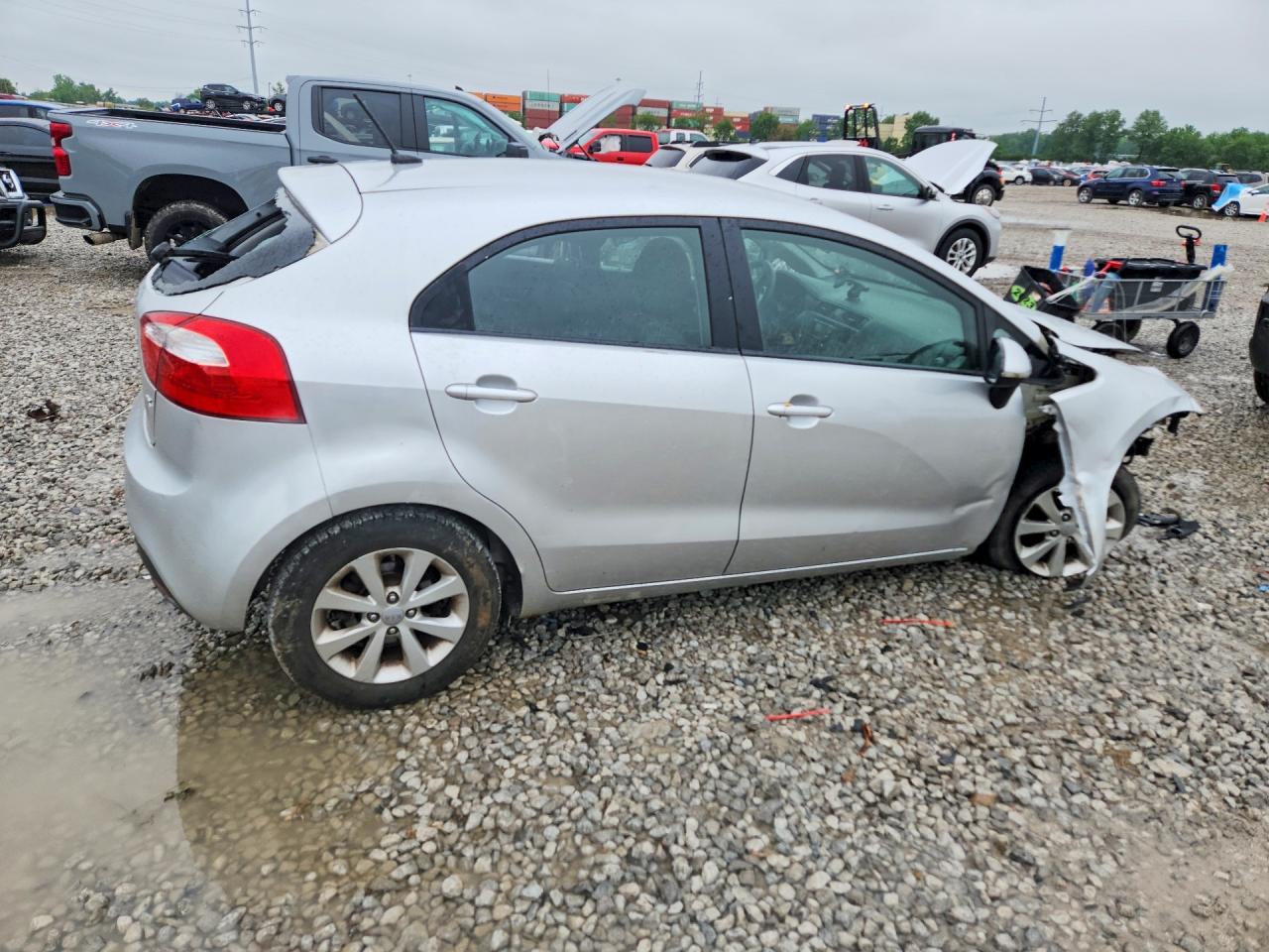 2013 KIA RIO