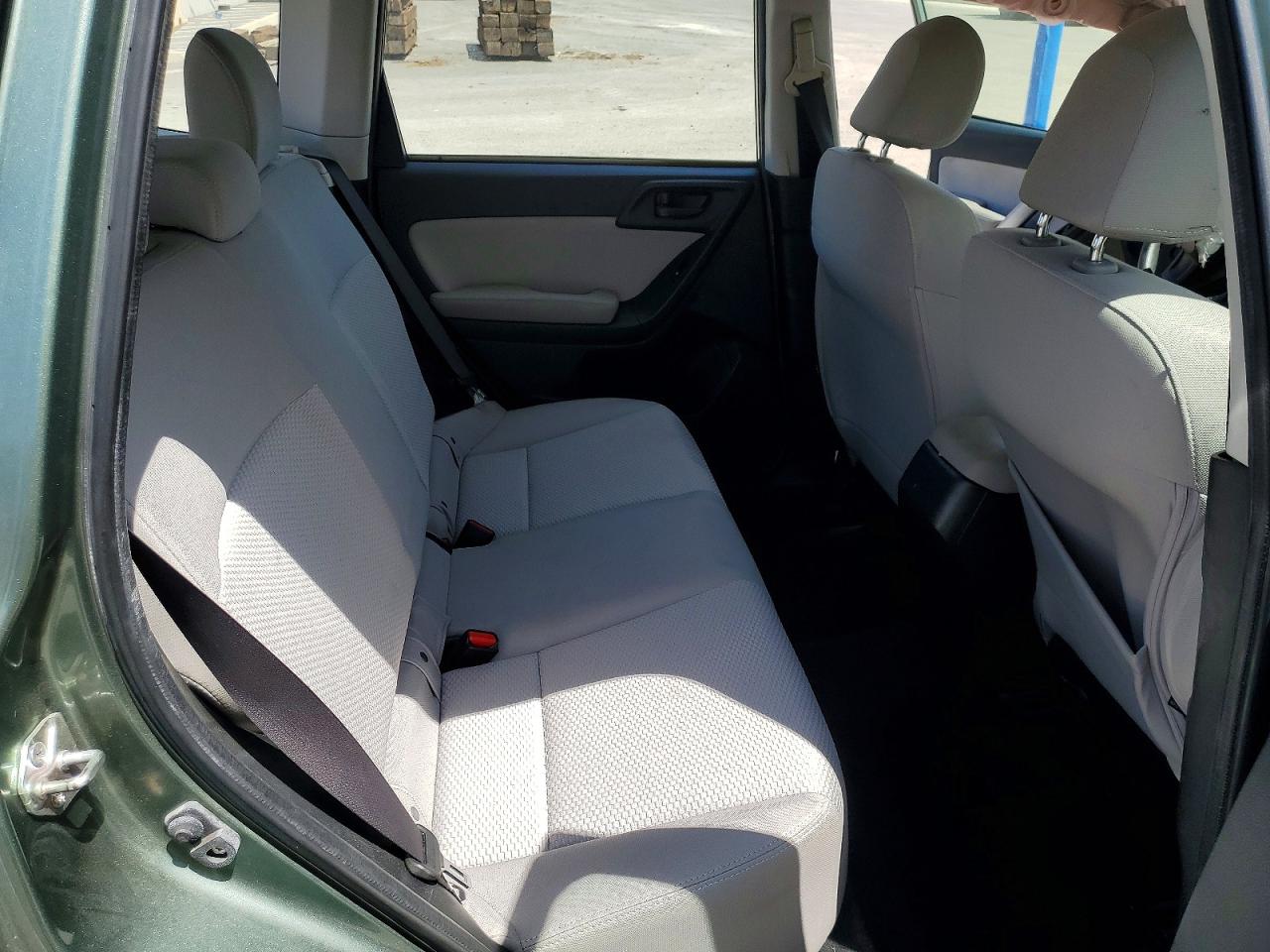 2016 SUBARU FORESTER