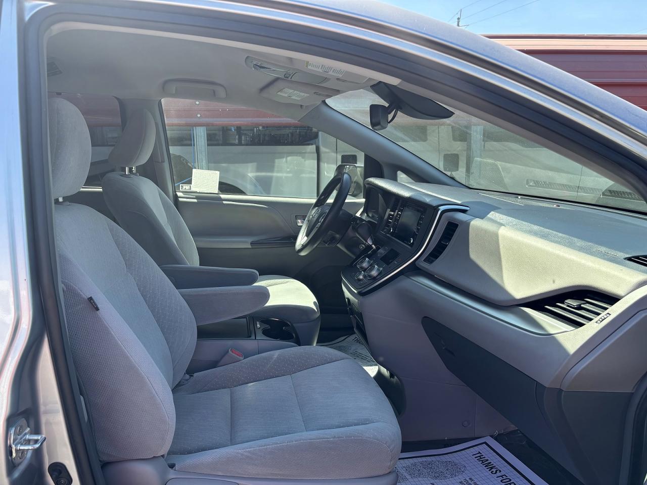 2018 TOYOTA SIENNA