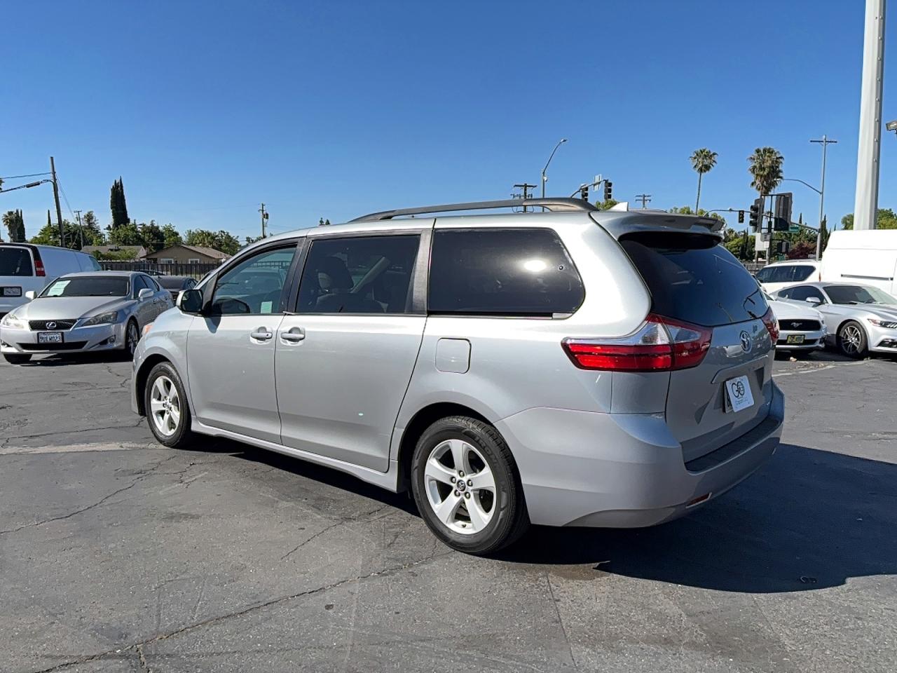 2018 TOYOTA SIENNA