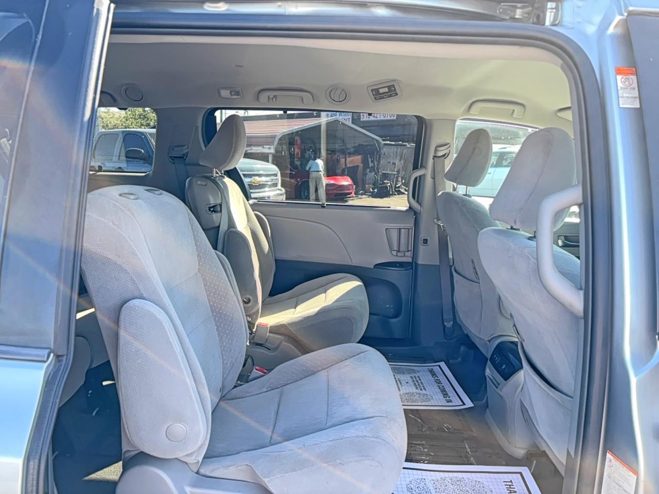 2018 TOYOTA SIENNA