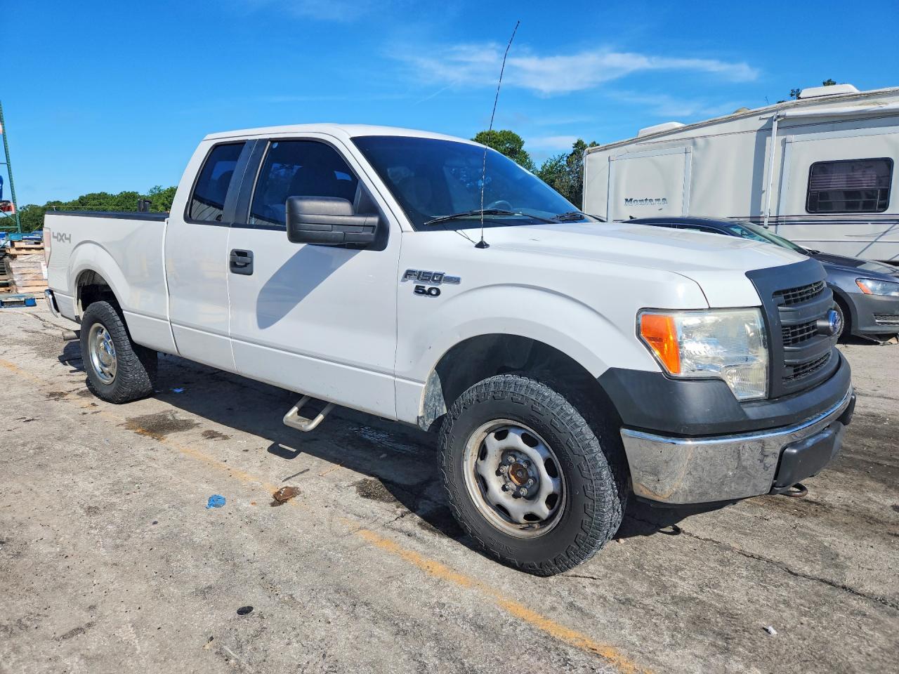 2013 FORD F150