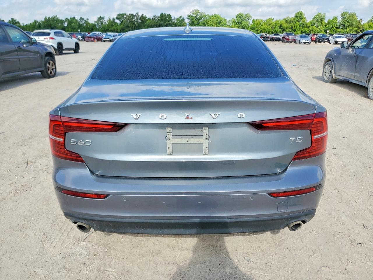 2020 VOLVO S60