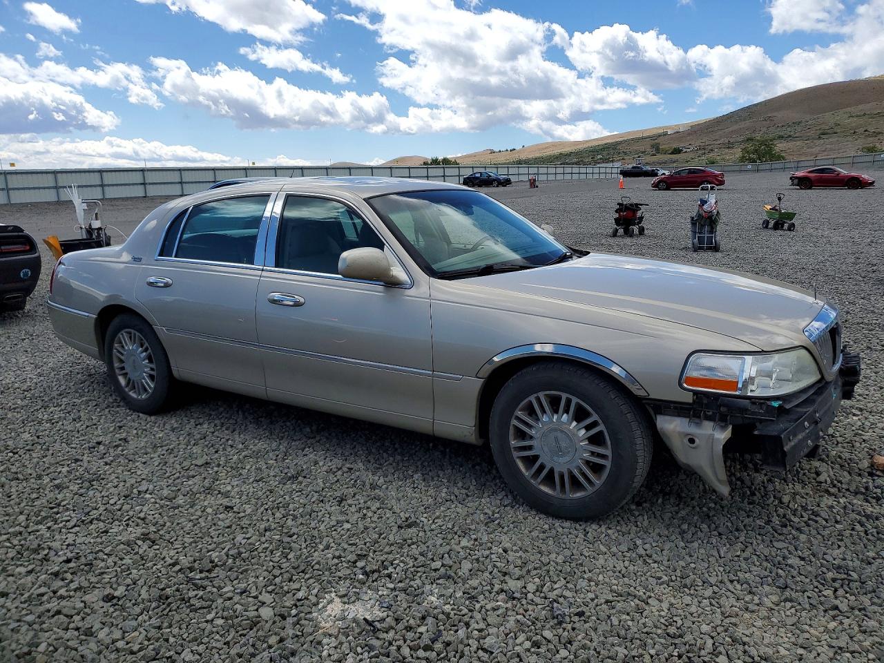 2006 LINCOLN TOWNCAR