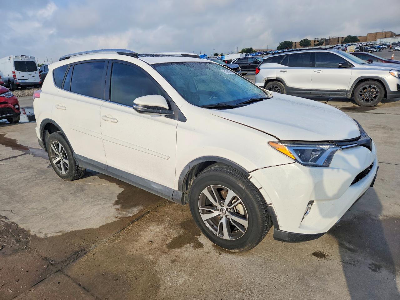 2016 TOYOTA RAV4