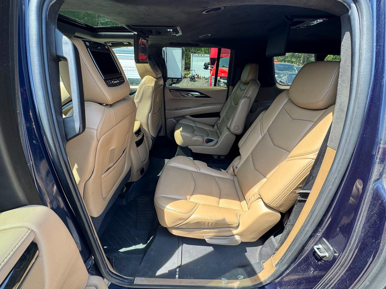 2019 CADILLAC ESCALADE