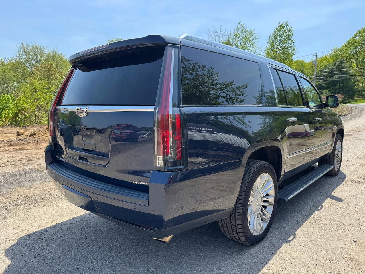 2019 CADILLAC ESCALADE