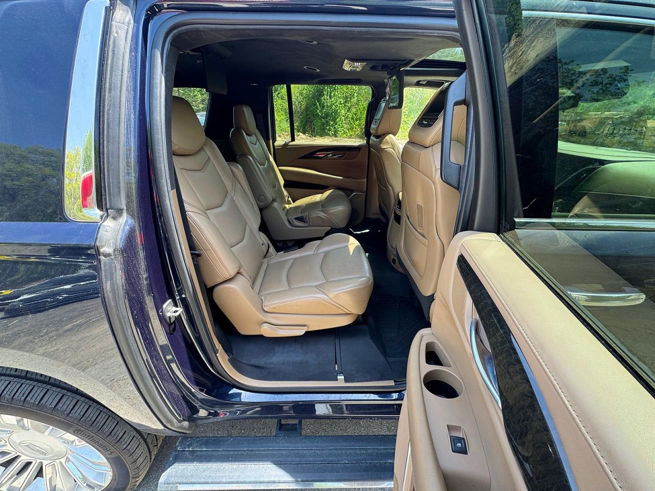 2019 CADILLAC ESCALADE