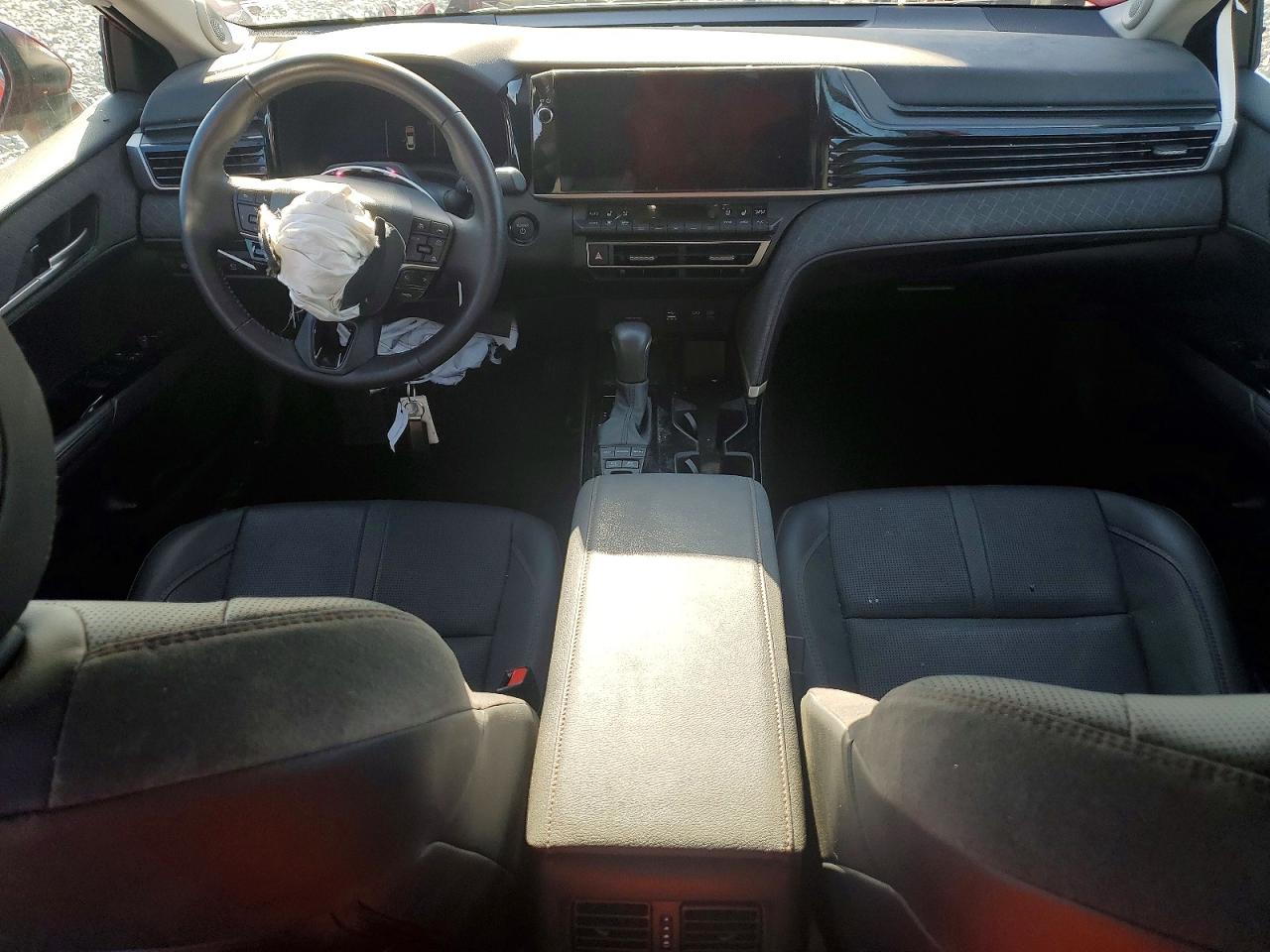 2025 TOYOTA CAMRY