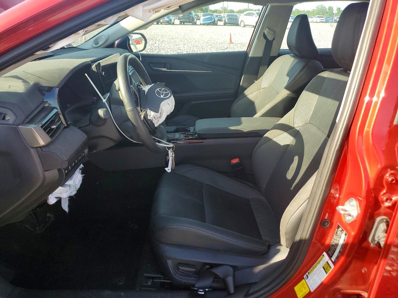 2025 TOYOTA CAMRY