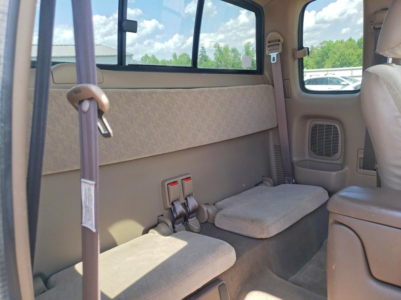2001 TOYOTA TACOMA