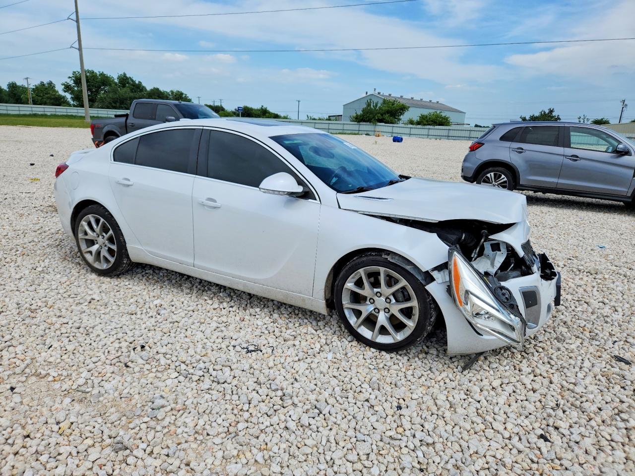 2016 BUICK REGAL