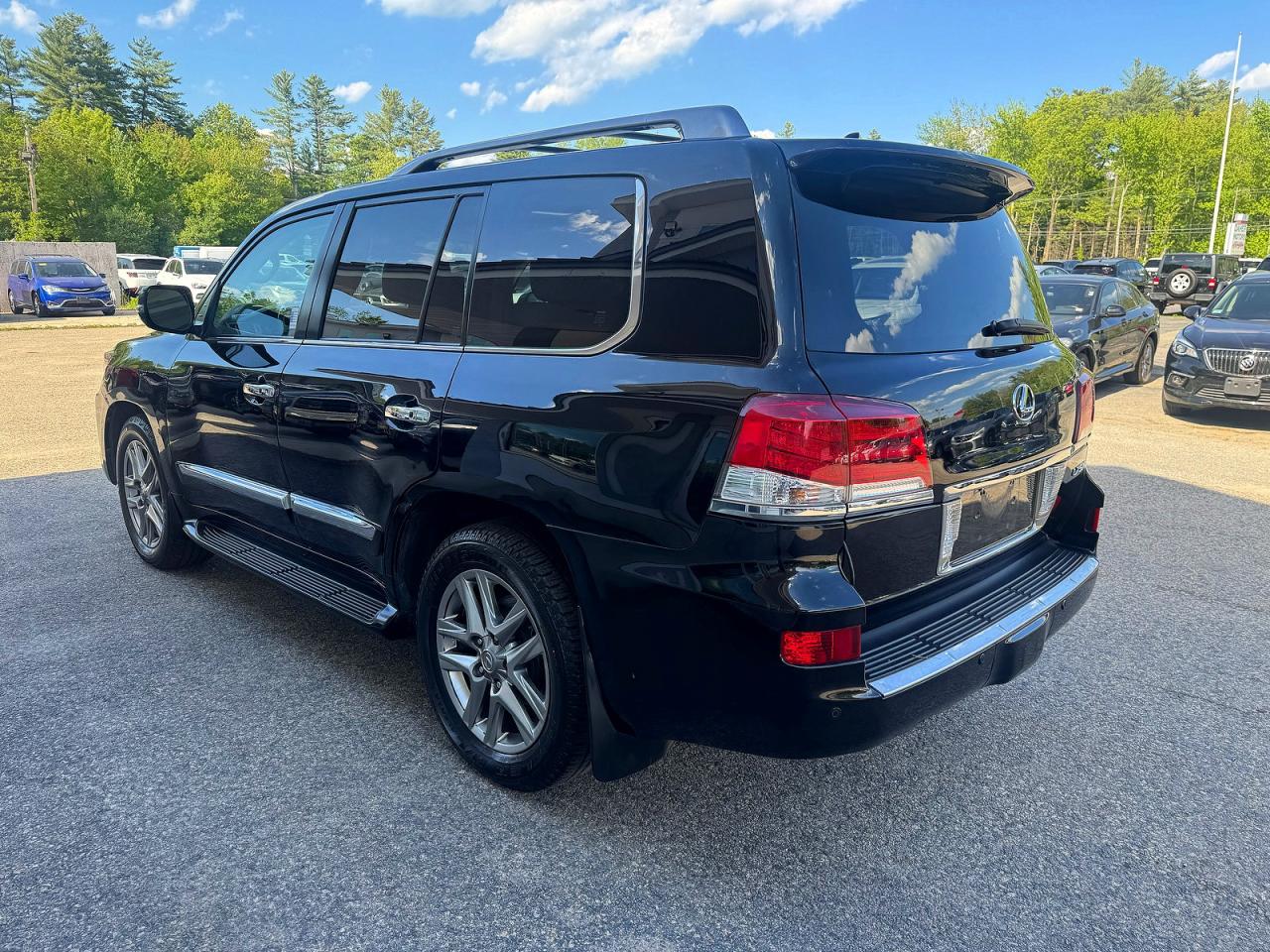 2015 LEXUS LX570