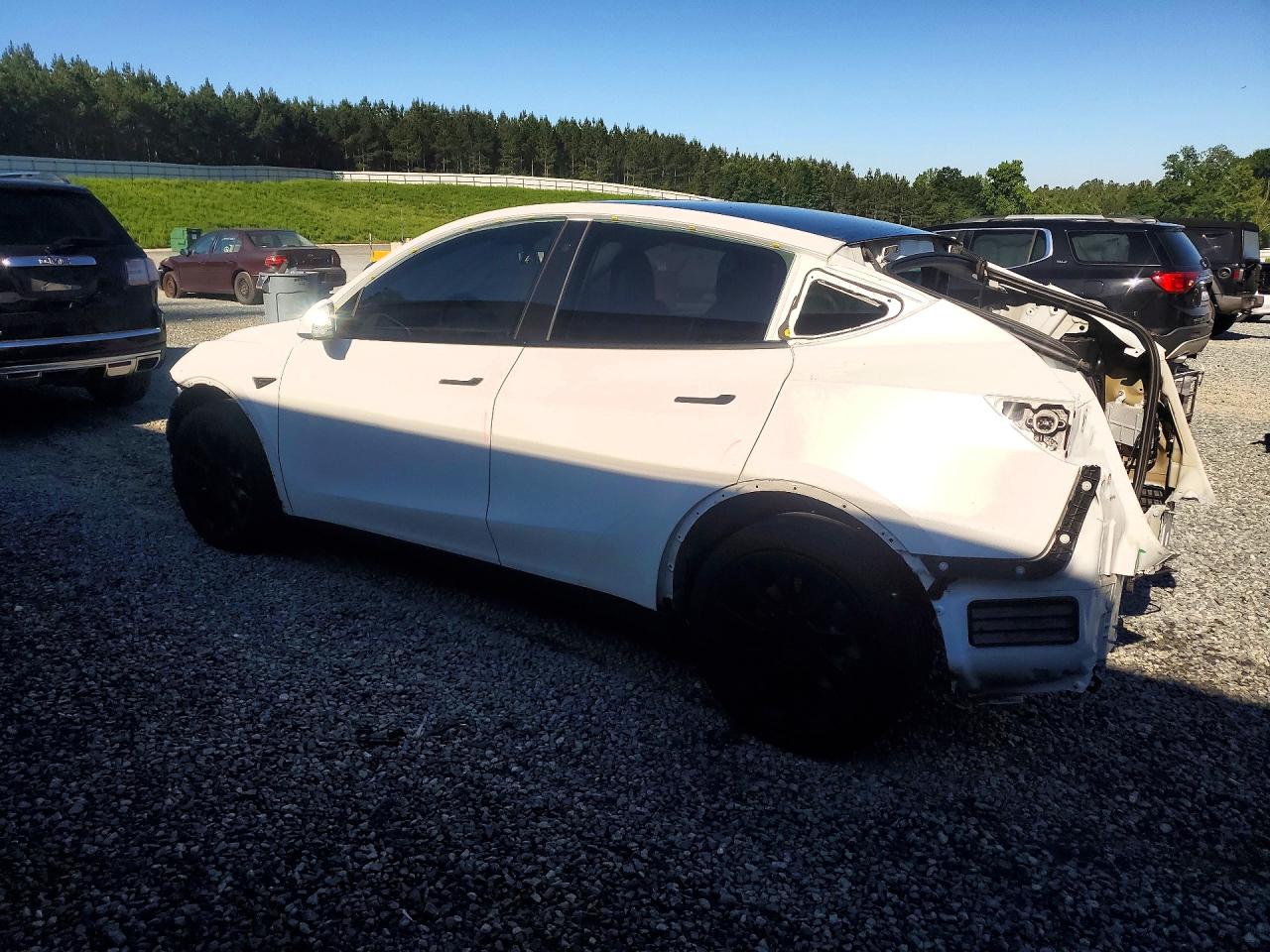 2022 TESLA MODEL Y