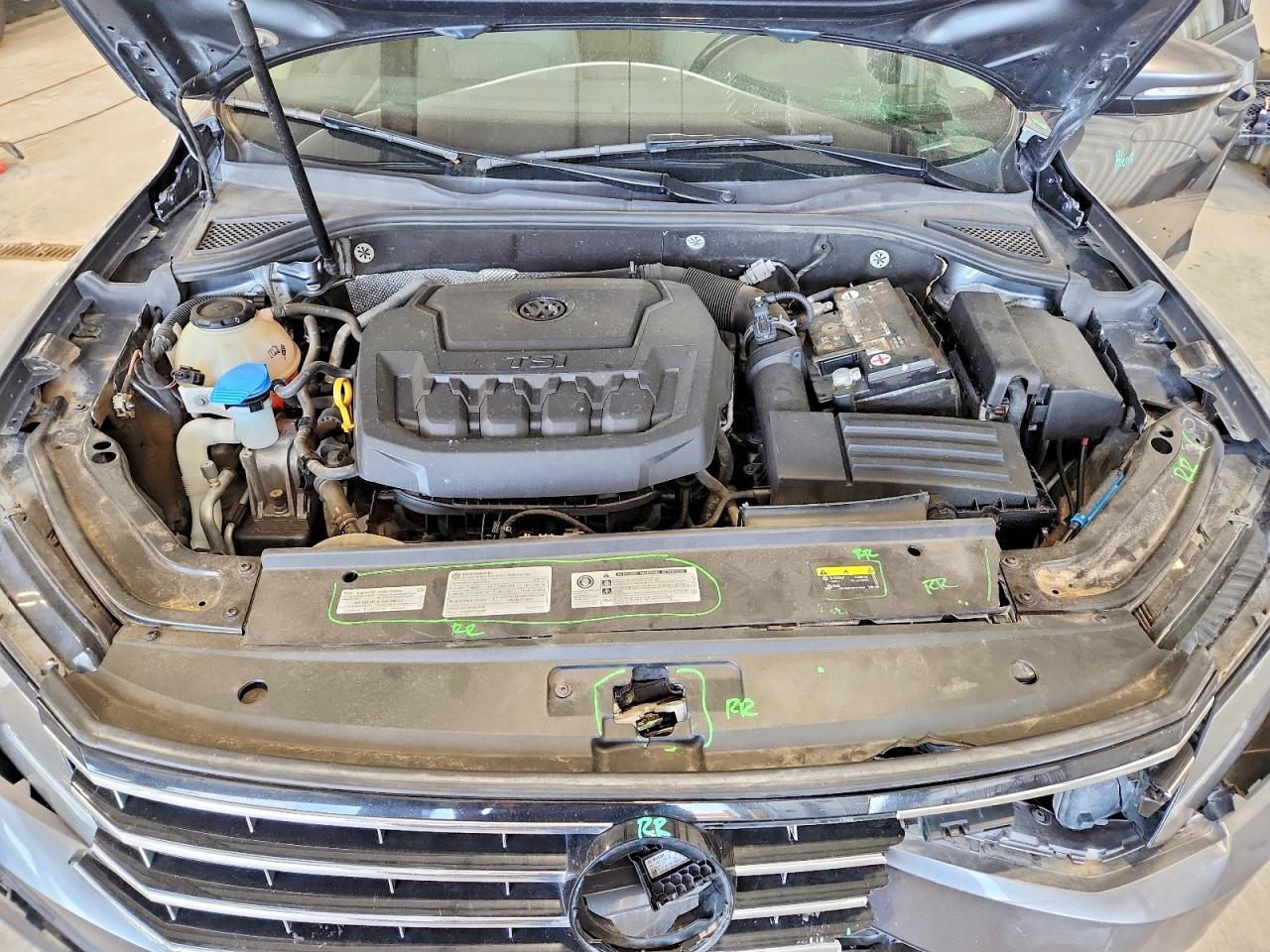 2019 VOLKSWAGEN PASSAT