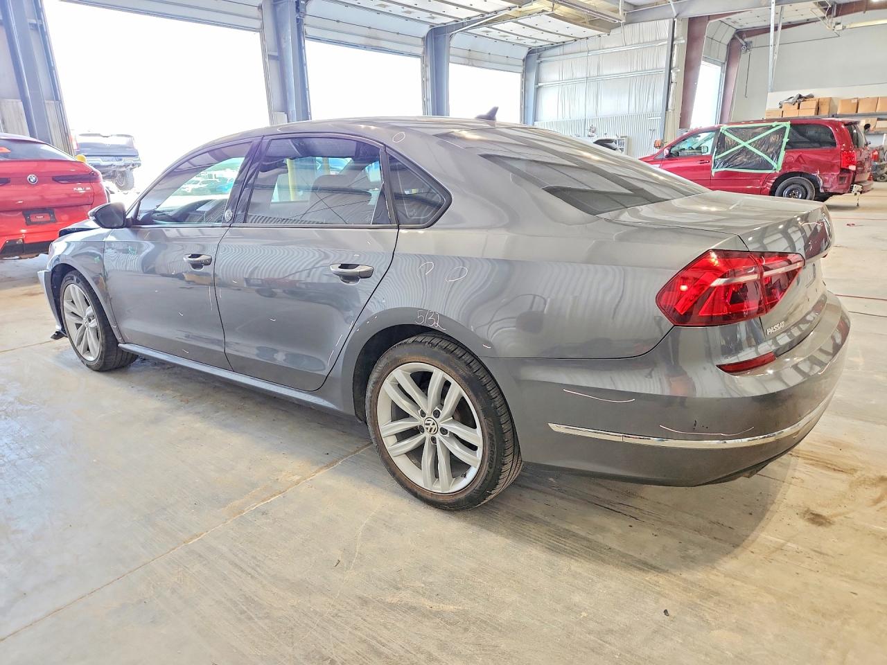 2019 VOLKSWAGEN PASSAT