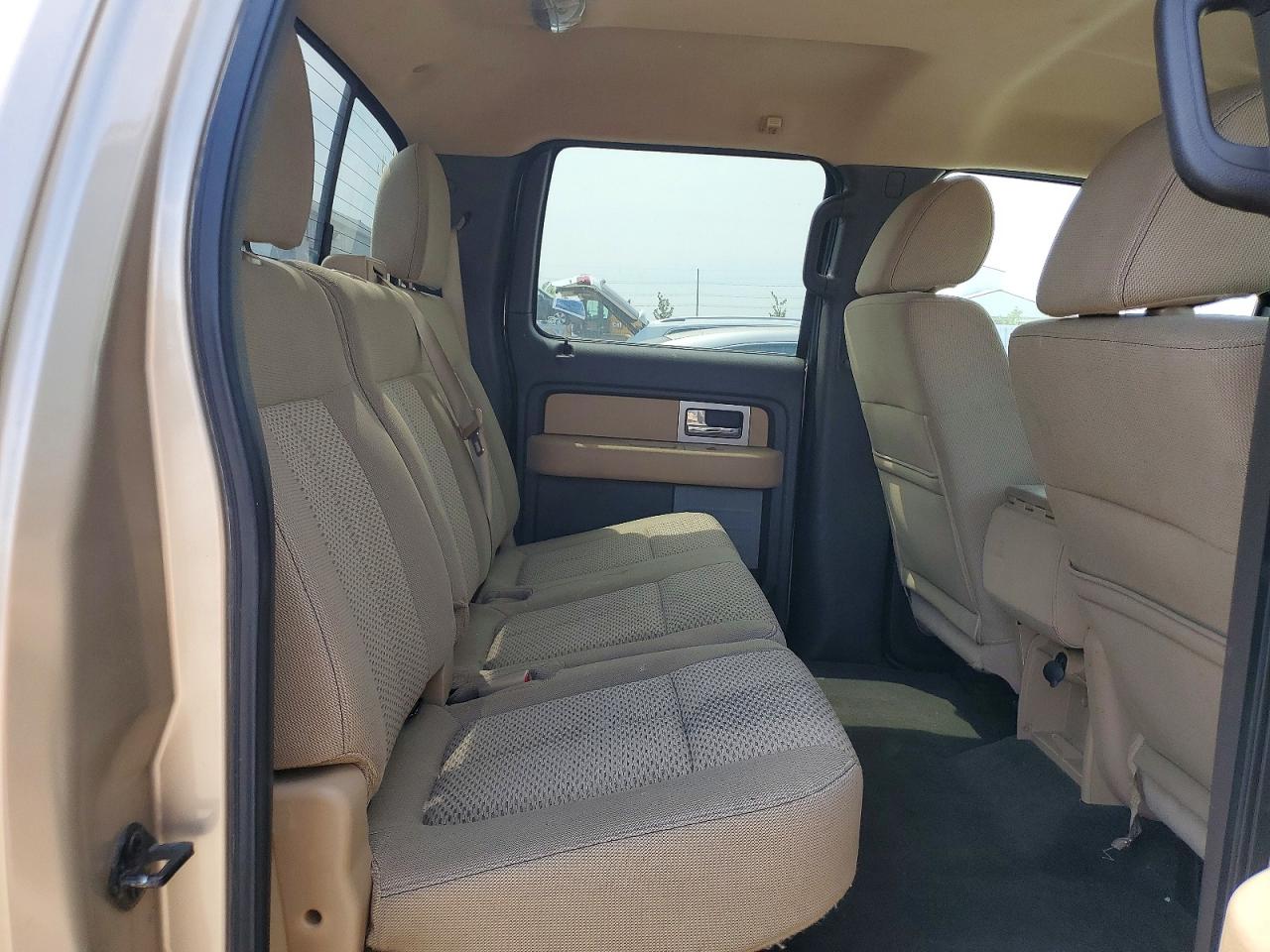 2011 FORD F150