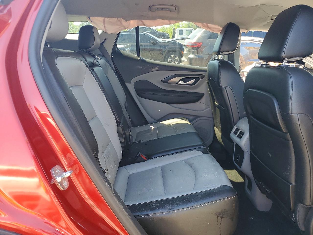 2022 GMC TERRAIN