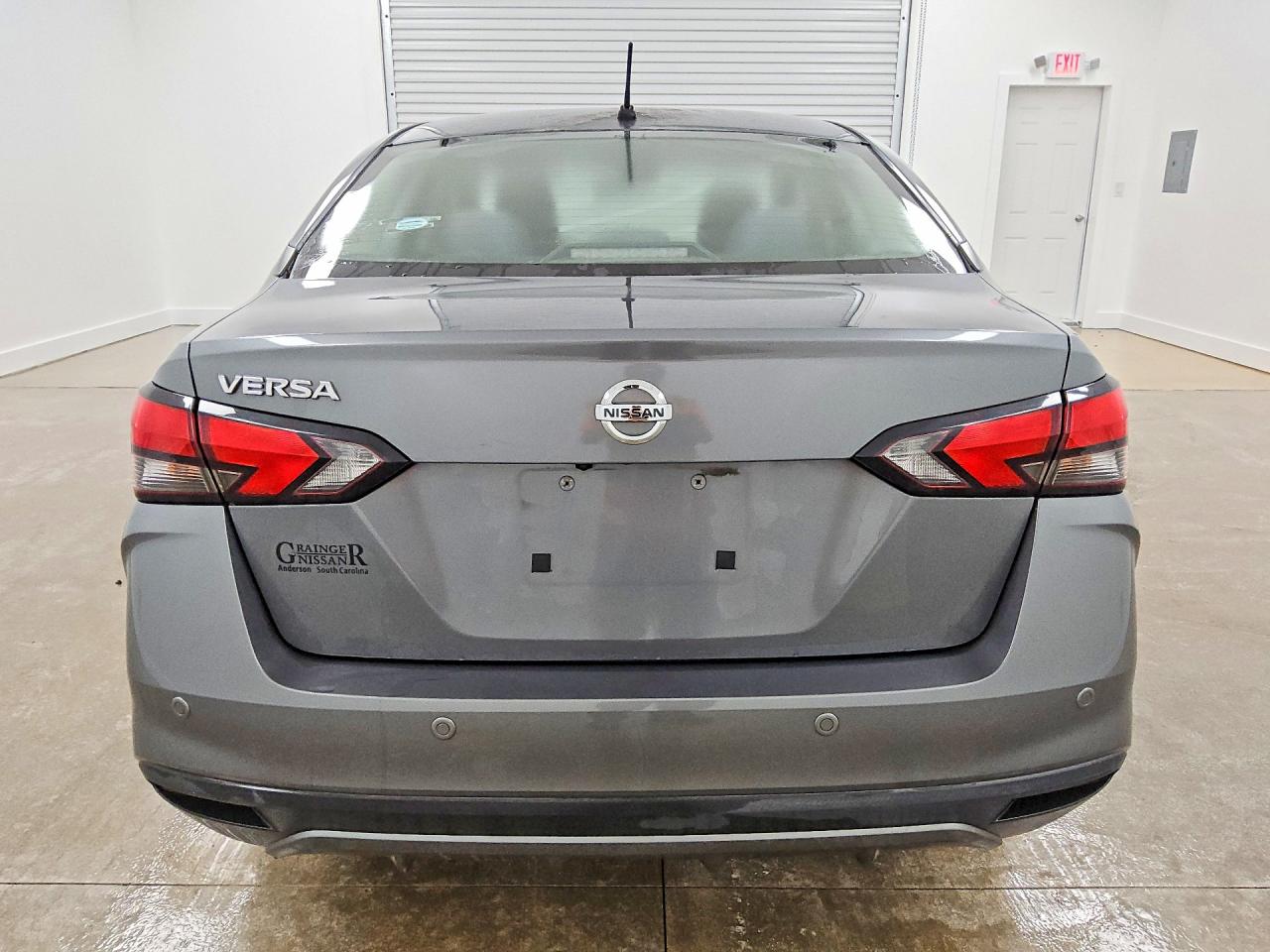 2020 NISSAN VERSA