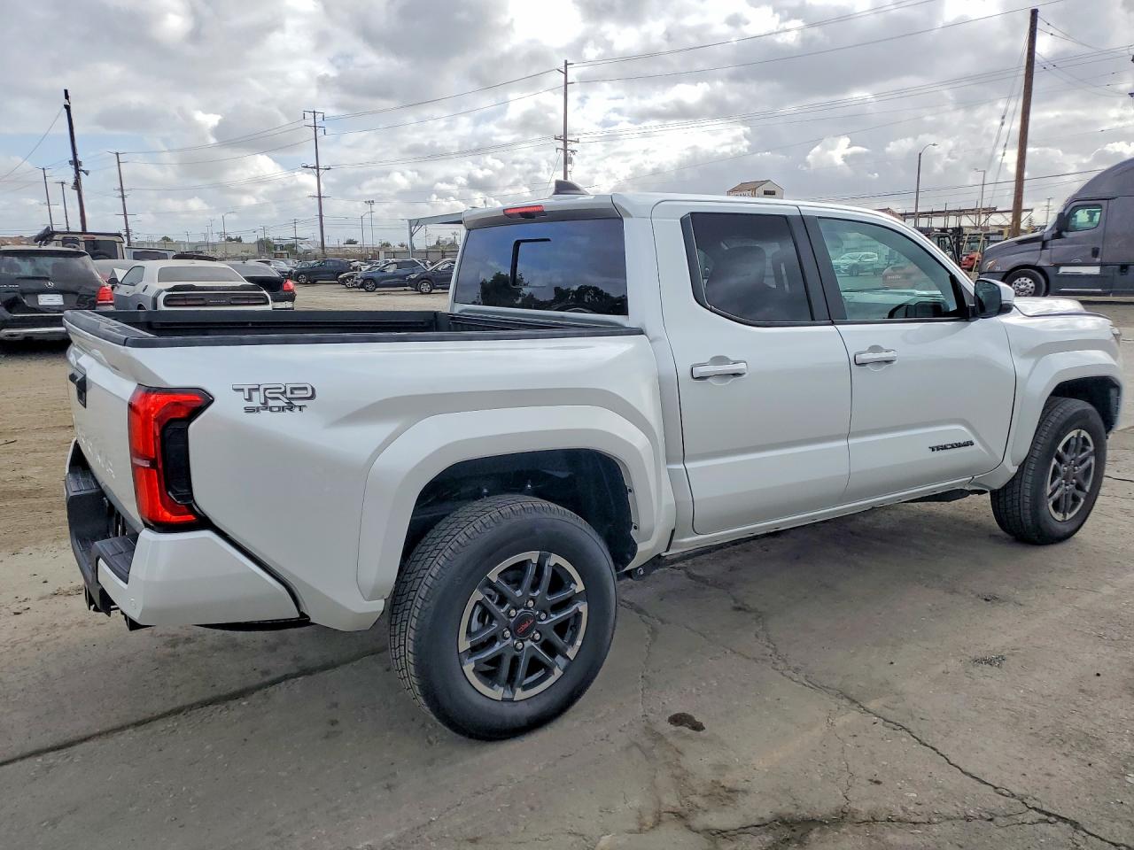 2025 TOYOTA TACOMA