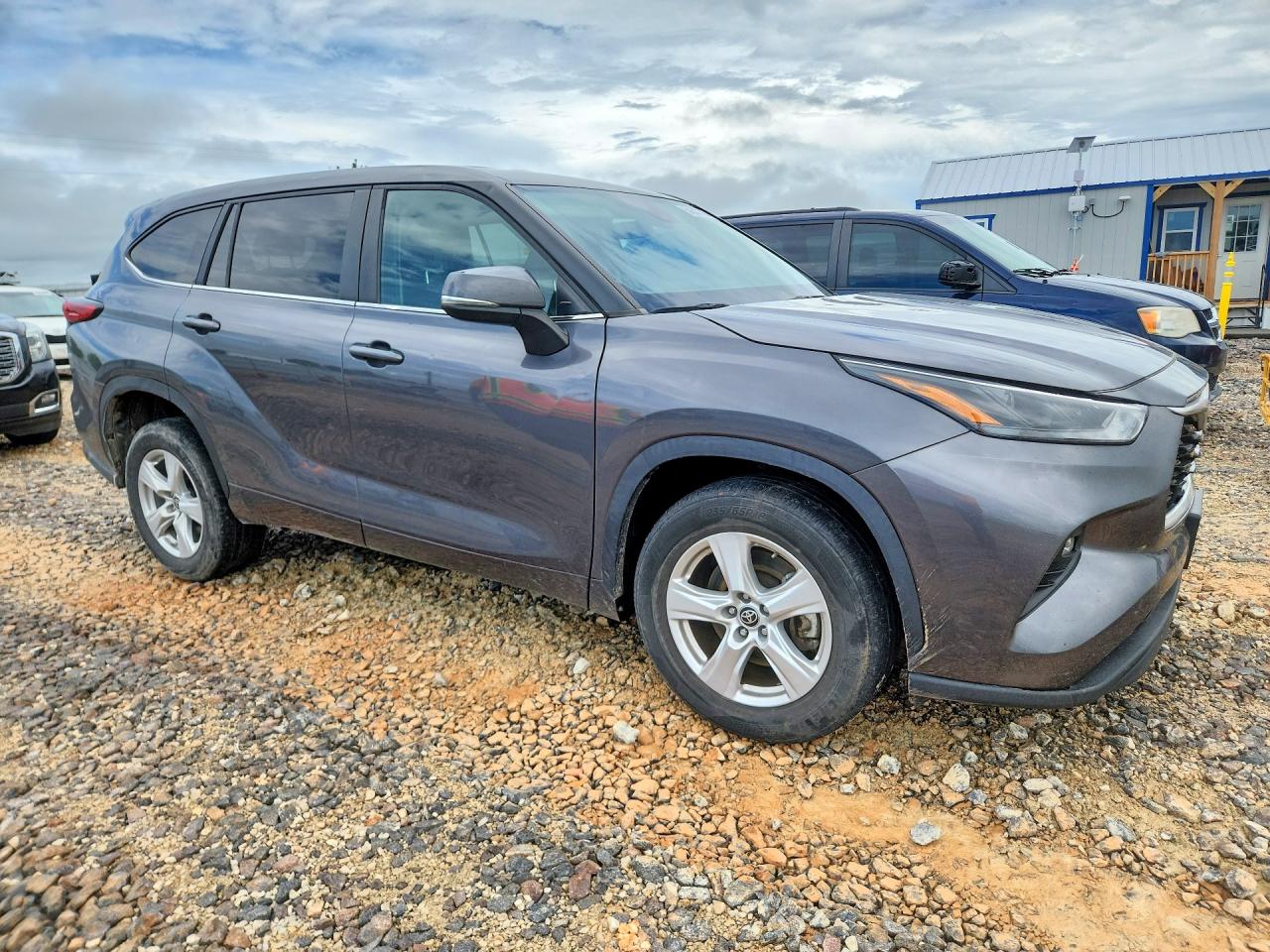 2023 TOYOTA HIGHLANDER
