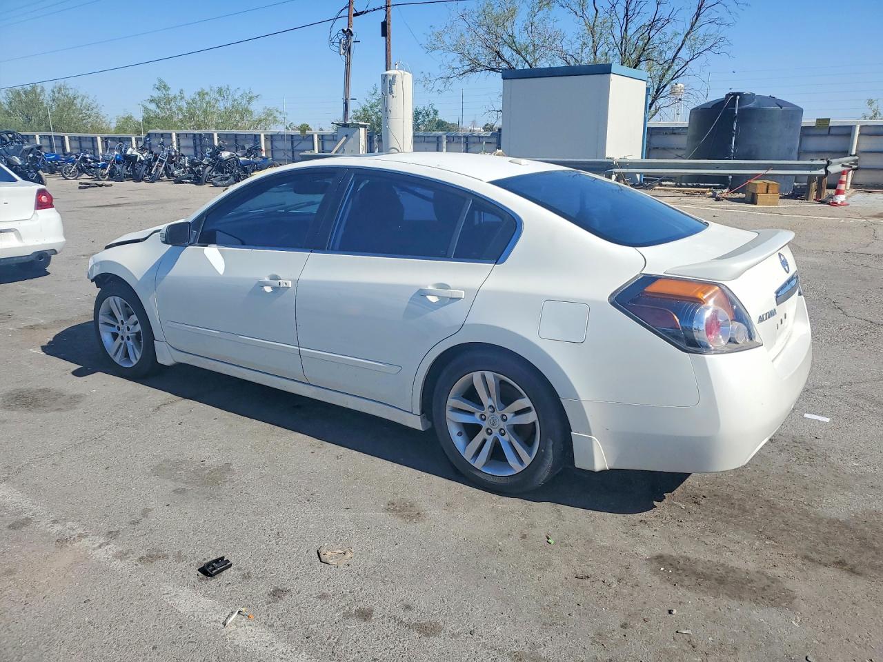 2010 NISSAN ALTIMA