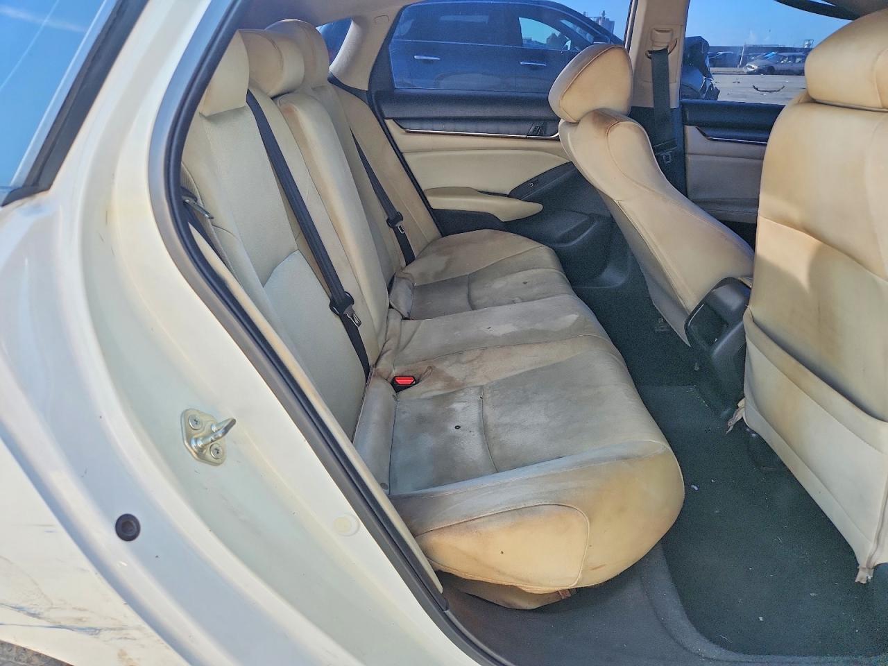 2018 HONDA ACCORD