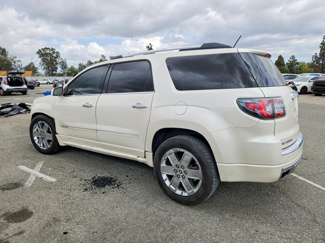 2013 GMC ACADIA DEN