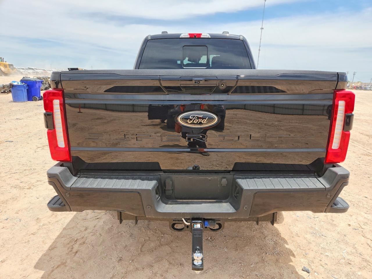 2025 FORD F250