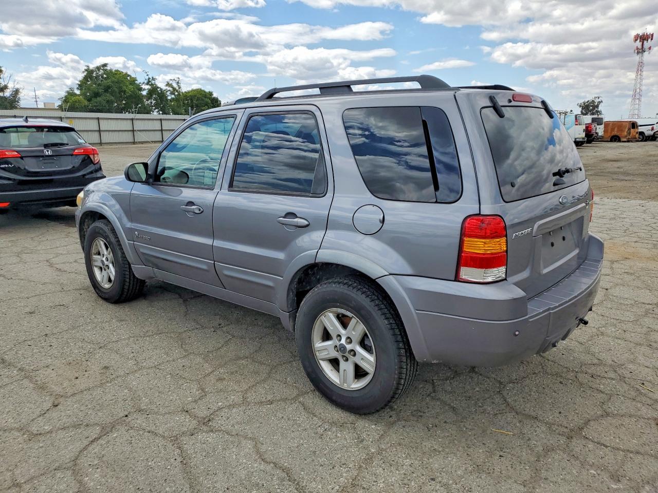 2007 FORD ESCAPE