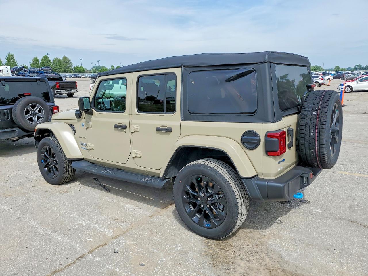 2022 JEEP WRANGLER