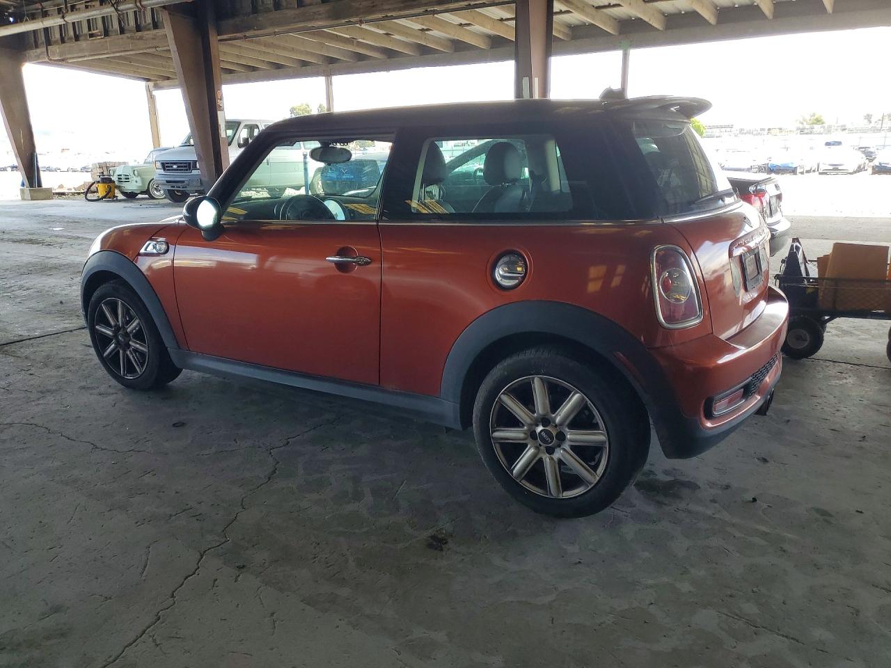 2013 MINI COOPER