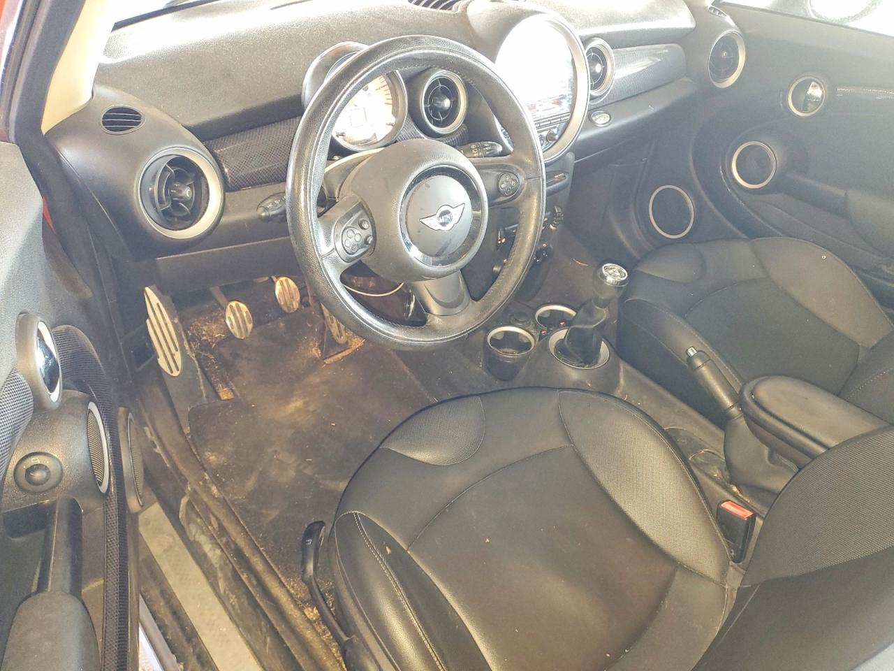2013 MINI COOPER