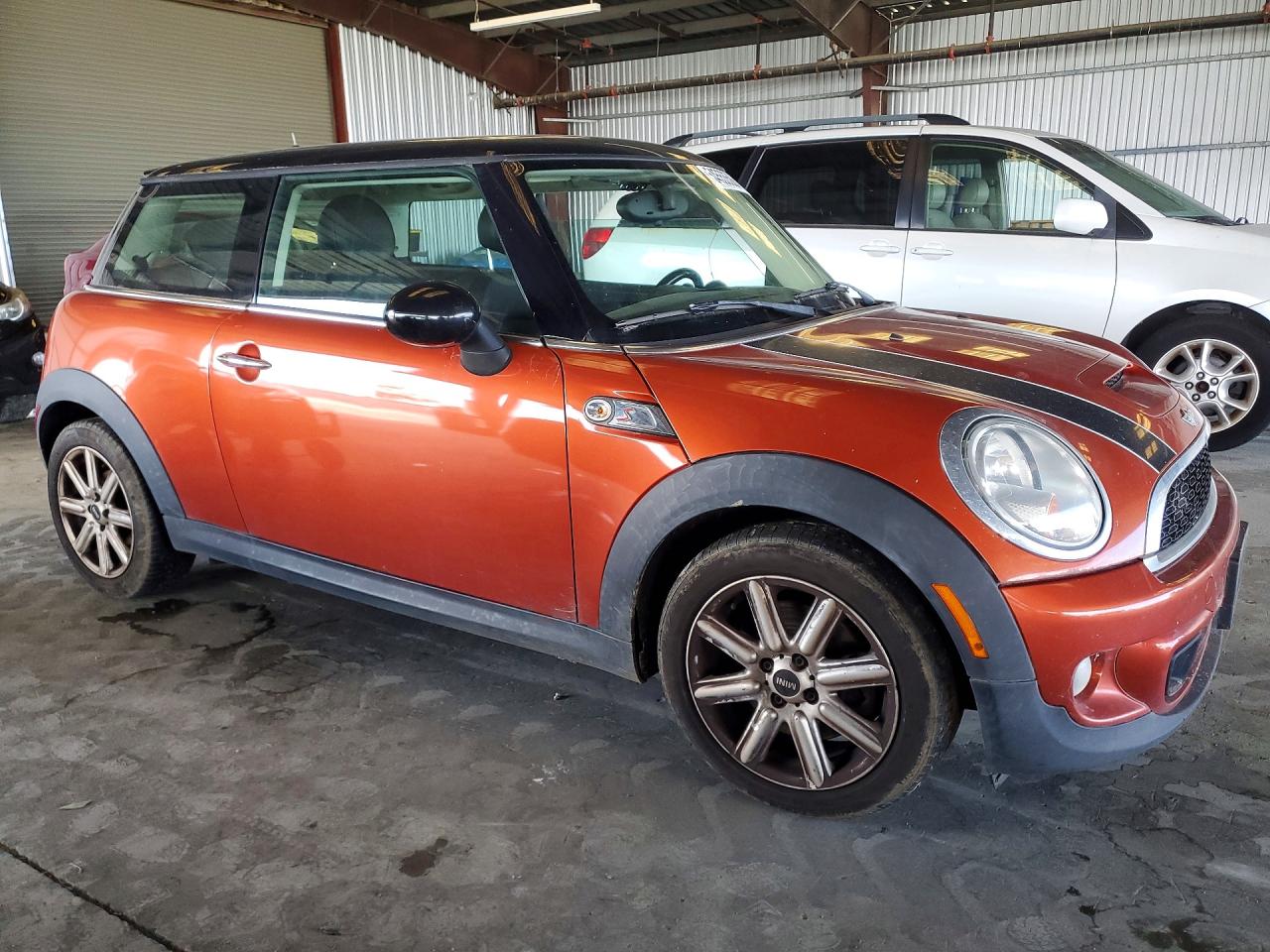 2013 MINI COOPER