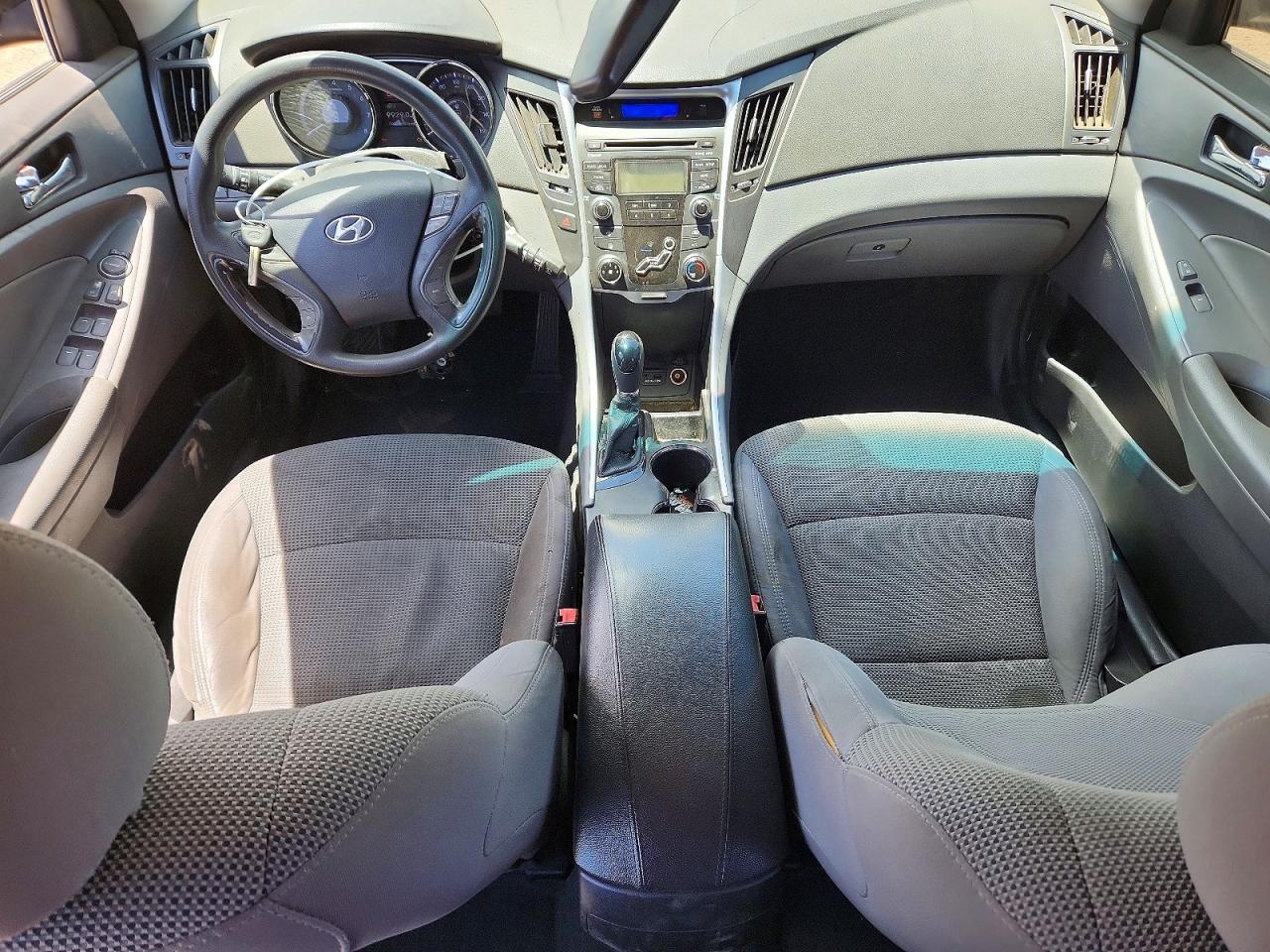 2013 HYUNDAI SONATA
