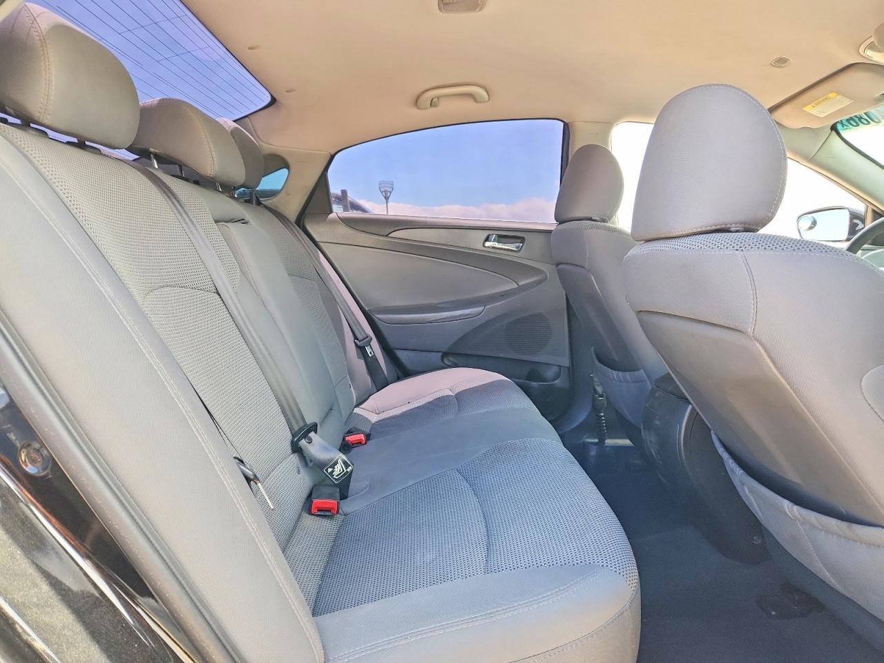 2013 HYUNDAI SONATA