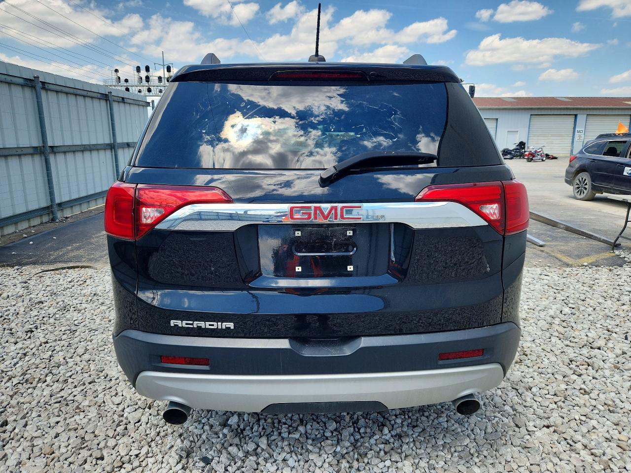 2017 GMC ACADIA