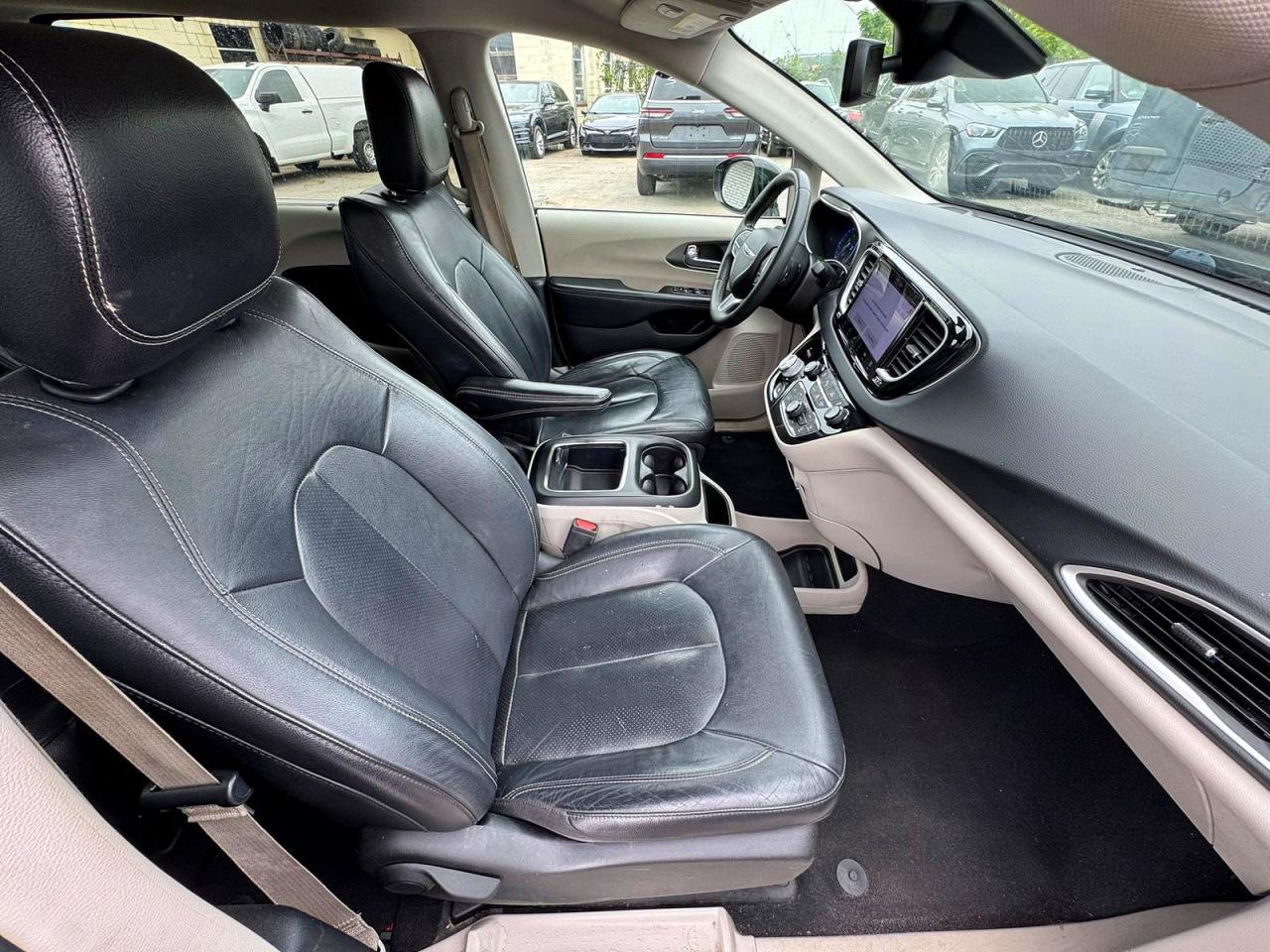 2022 CHRYSLER PACIFICA