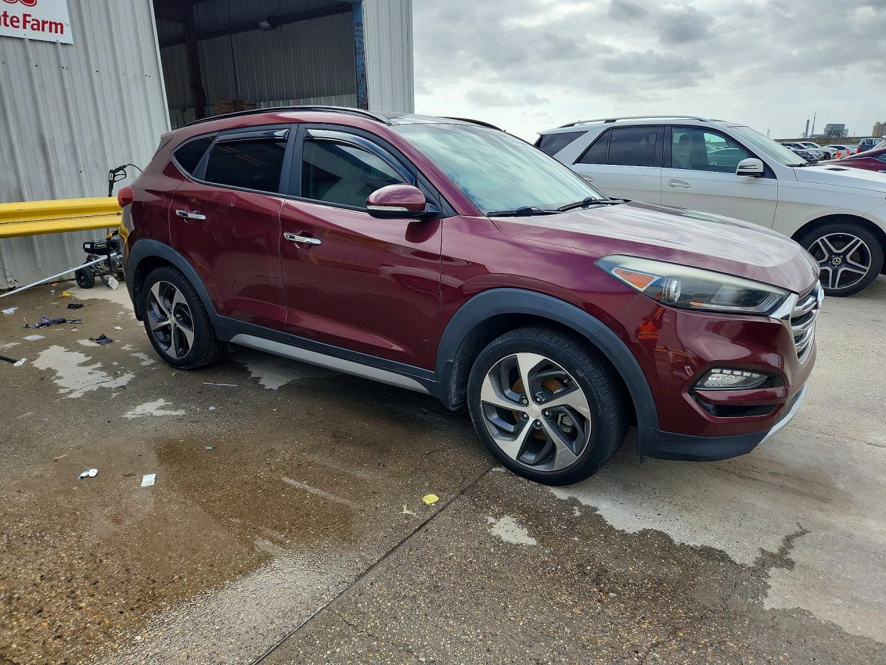 2017 HYUNDAI TUCSON