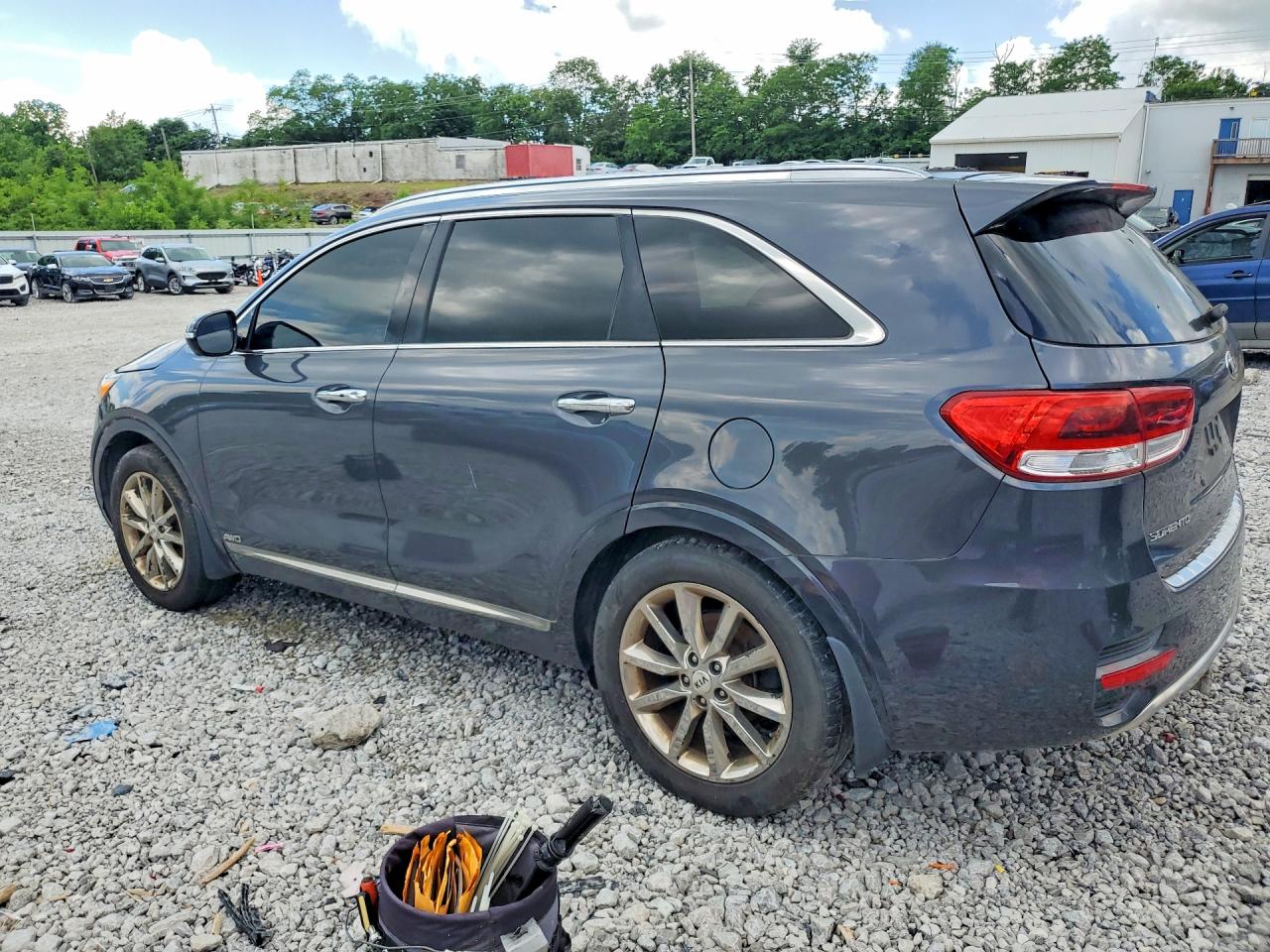 2016 KIA SORENTO