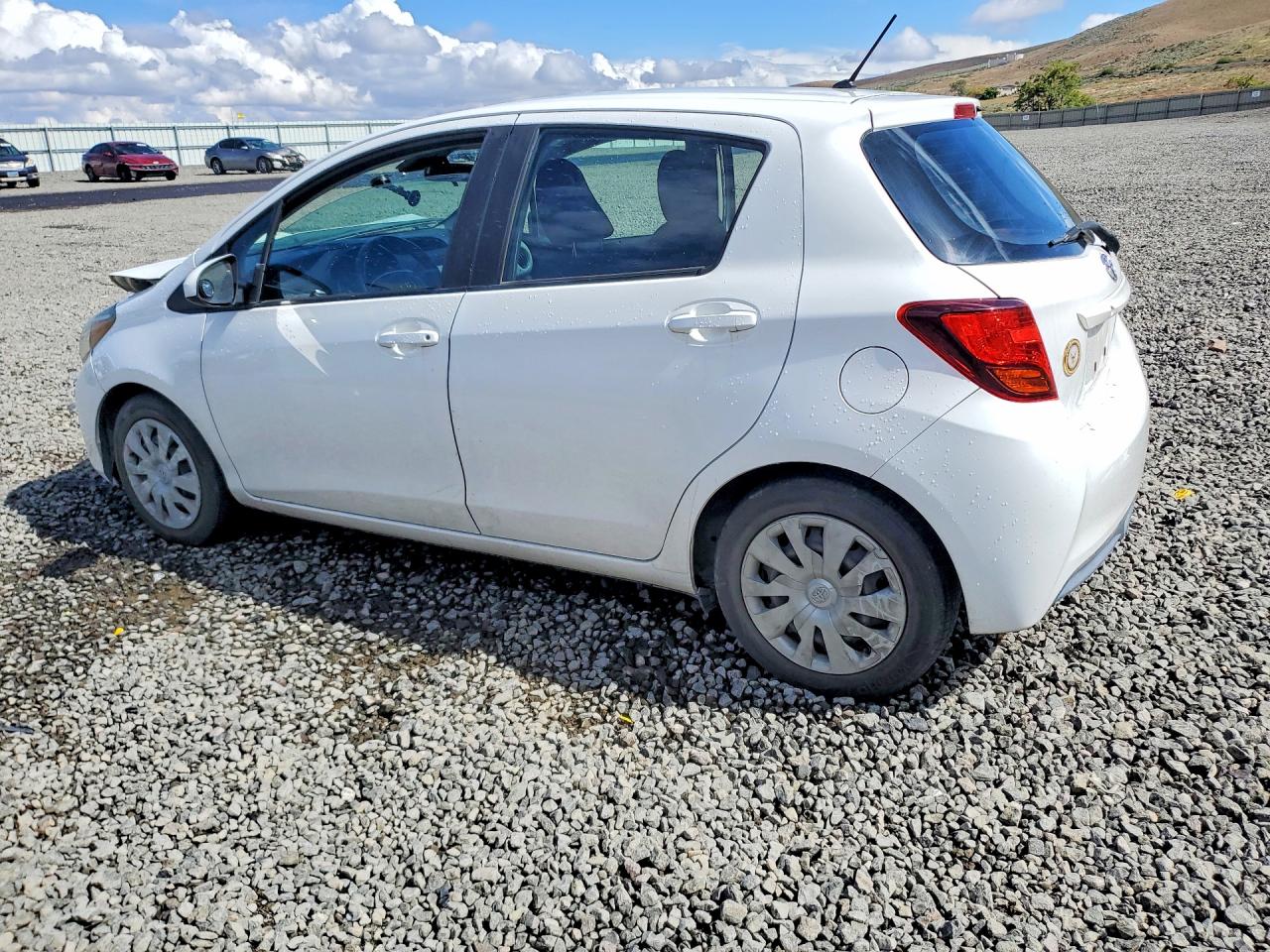 2017 TOYOTA YARIS