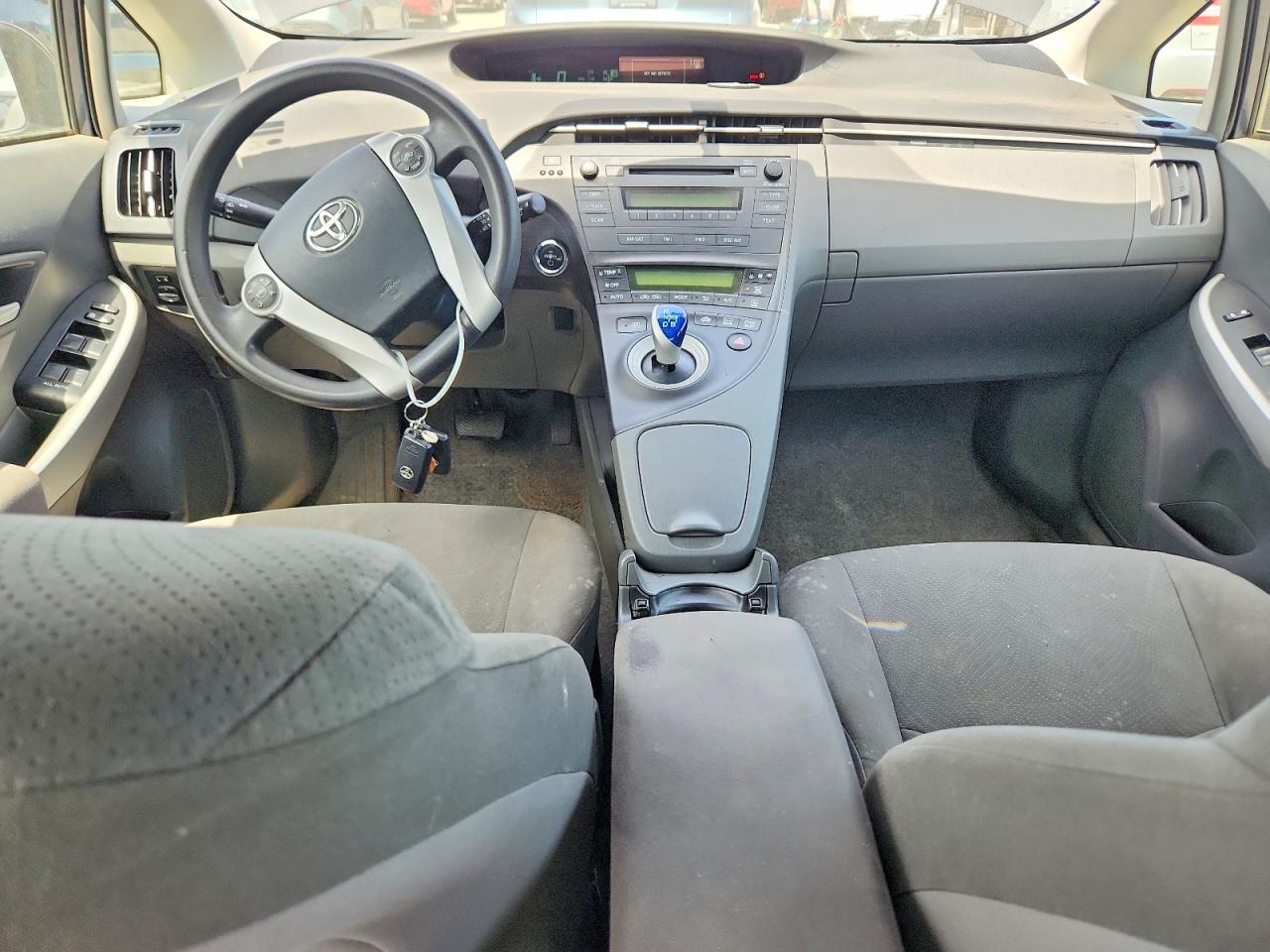 2011 TOYOTA PRIUS