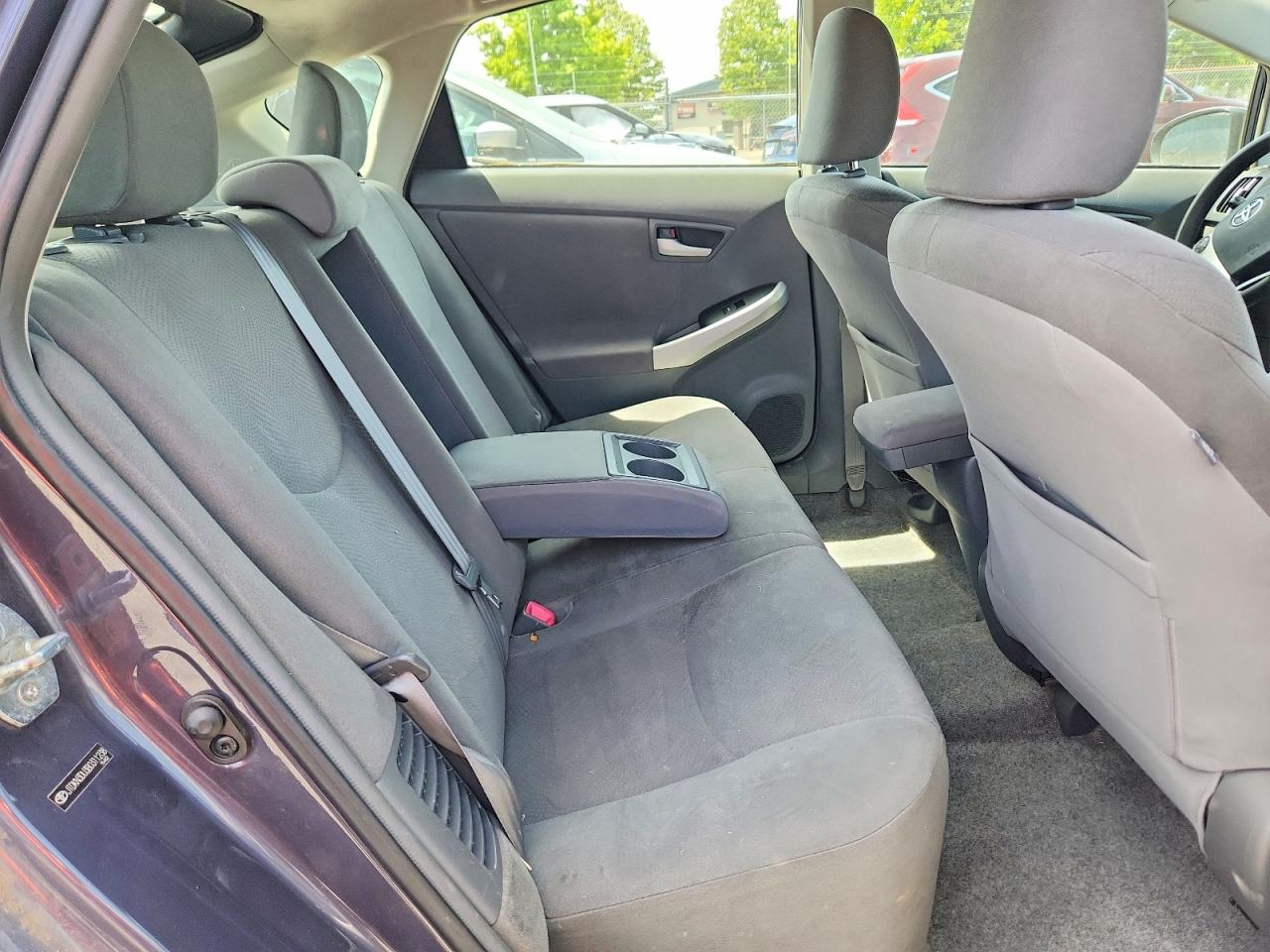 2011 TOYOTA PRIUS