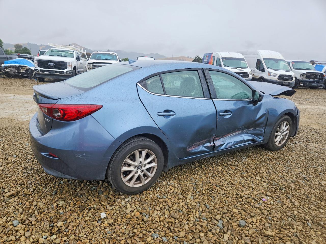 2014 MAZDA 3
