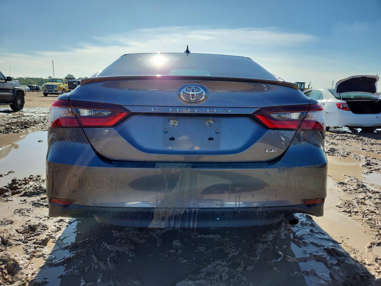 2023 TOYOTA CAMRY
