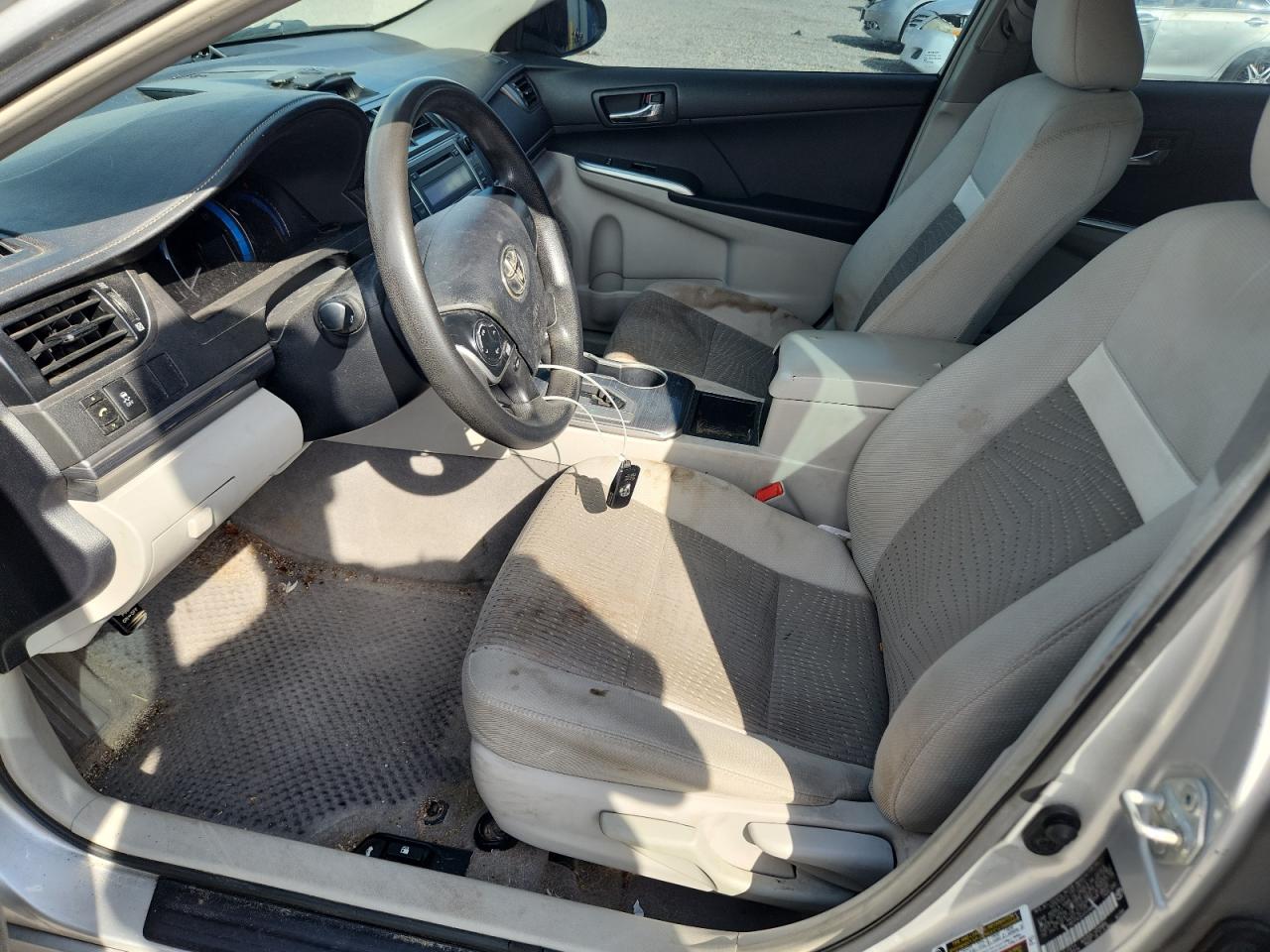 2012 TOYOTA CAMRY SOLA