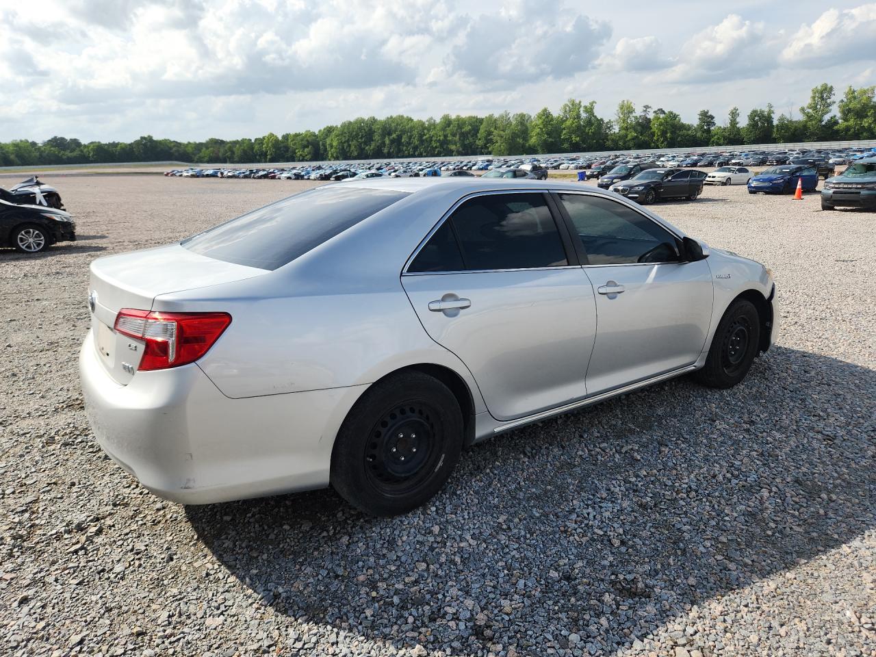 2012 TOYOTA CAMRY SOLA