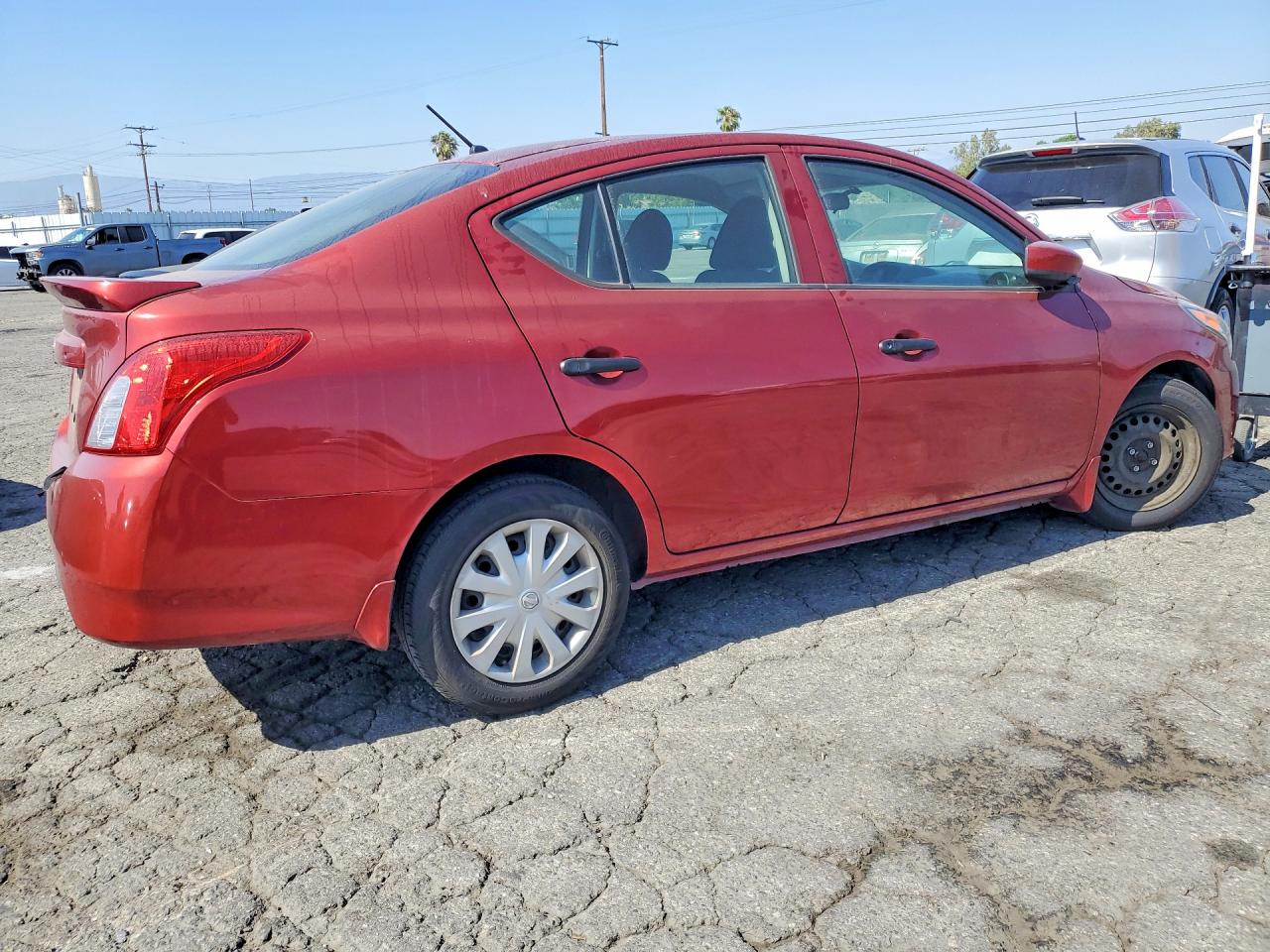 2018 NISSAN VERSA